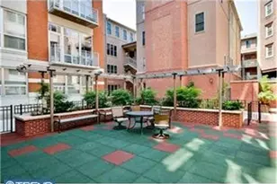 130 N 2nd St, Philadelphia, PA 19106 - Photo 15