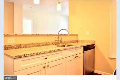 1811 Chestnut Street #UNIT 404, Philadelphia, PA 19103 - Photo 11