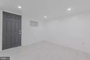 1123 S 56th St, Philadelphia, PA 19143 - Photo 31