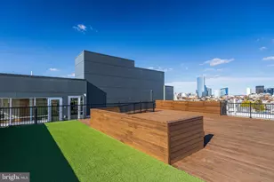 2101 Washington Ave, Philadelphia, PA 19146 - Photo 17