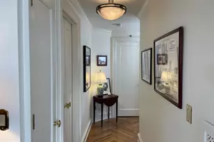 2020 Walnut St, Philadelphia, PA 19103 - Photo 9