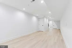 2751 E Pacific St, Philadelphia, PA 19134 - Photo 29