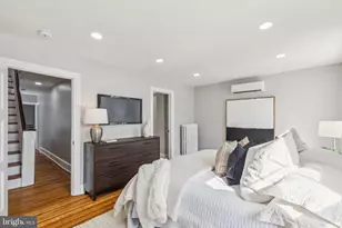 433 E Gorgas Ln, Philadelphia, PA 19119 - Photo 19