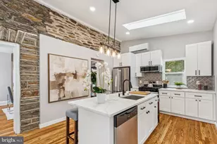 433 E Gorgas Ln, Philadelphia, PA 19119 - Photo 13