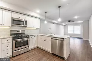 2202 Christian St, Philadelphia, PA 19146 - Photo 9