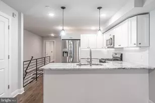 2202 Christian St, Philadelphia, PA 19146 - Photo 7