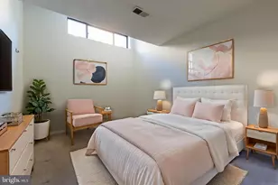 2137 Spruce St, Philadelphia, PA 19103 - Photo 9