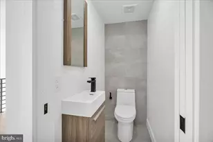 2615 E Boston St, Philadelphia, PA 19125 - Photo 9