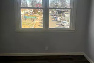 1870 Pratt St, Philadelphia, PA 19124 - Photo 11