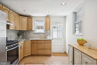 1913 S Iseminger Street, Philadelphia, PA 19148 - Photo 15