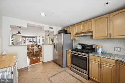 1913 S Iseminger Street, Philadelphia, PA 19148 - Photo 17