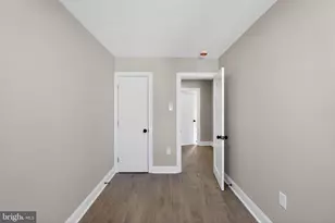 321 E Gorgas Ln, Philadelphia, PA 19119 - Photo 23