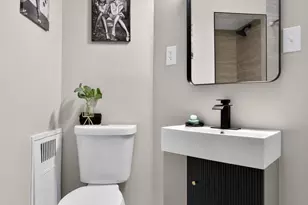 321 E Gorgas Ln, Philadelphia, PA 19119 - Photo 11