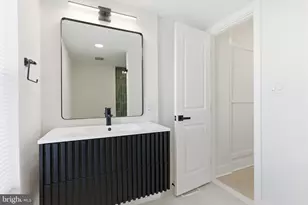 1715 Annin St, Philadelphia, PA 19146 - Photo 15