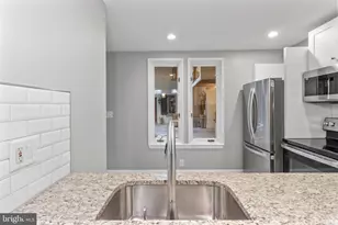 627 N 18th St, Philadelphia, PA 19130 - Photo 13