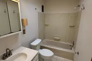 7105 Guyer Ave, Philadelphia, PA 19153 - Photo 5