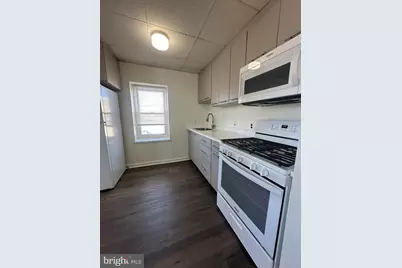 2300 S 12th Street #3F, Philadelphia, PA 19148 - Photo 3