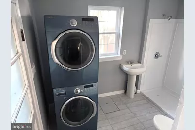 1942 S Galloway Street, Philadelphia, PA 19148 - Photo 13