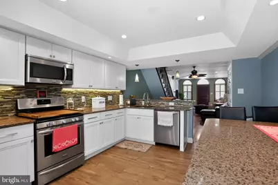 348 Wolf Street, Philadelphia, PA 19148 - Photo 13