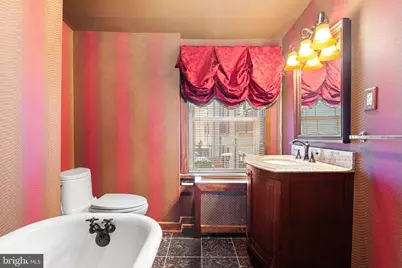 148 Vine Street, Philadelphia, PA 19106 - Photo 17