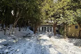 7615 St Martins Ln, Philadelphia, PA 19118 - Photo 9