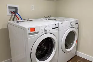 2061 Granite St, Philadelphia, PA 19124 - Photo 9