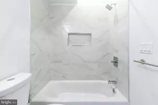 737 N 42nd St, Philadelphia, PA 19104 - Photo 41