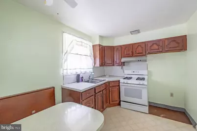 915 Borbeck Avenue, Philadelphia, PA 19111 - Photo 17