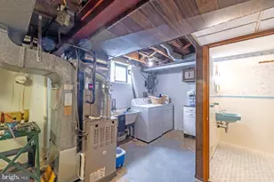 915 Borbeck Ave, Philadelphia, PA 19111 - Photo 31