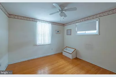 915 Borbeck Avenue, Philadelphia, PA 19111 - Photo 23
