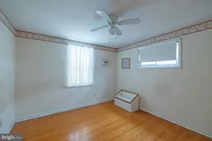 915 Borbeck Ave, Philadelphia, PA 19111 - Photo 23