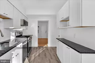 409 E George St, Philadelphia, PA 19125 - Photo 3