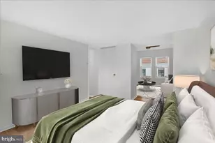 409 E George St, Philadelphia, PA 19125 - Photo 15