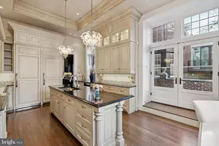 2015 Delancey Pl, Philadelphia, PA 19103 - Photo 19