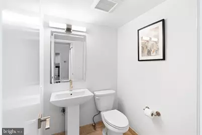 211 S 4th Street #104, Philadelphia, PA 19106 - Photo 35