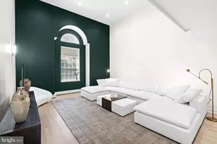 211 S 4th St, Philadelphia, PA 19106 - Photo 1