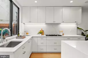 743 S Cleveland St, Philadelphia, PA 19146 - Photo 9