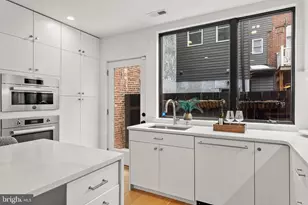 743 S Cleveland St, Philadelphia, PA 19146 - Photo 11