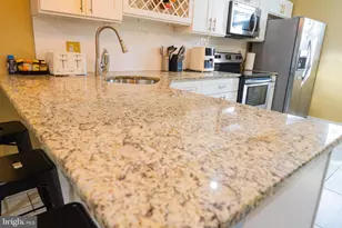 823 S 56th St, Philadelphia, PA 19143 - Photo 9