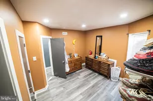823 S 56th St, Philadelphia, PA 19143 - Photo 19
