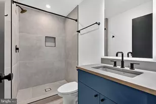 2219 N 4th St, Philadelphia, PA 19133 - Photo 3