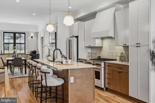 1635 S 5th St, Philadelphia, PA 19148 - Photo 13