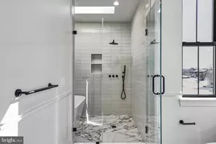 1635 S 5th St, Philadelphia, PA 19148 - Photo 45