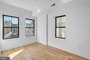 1635 S 5th St, Philadelphia, PA 19148 - Photo 29