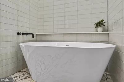 1635 S 5th Street, Philadelphia, PA 19148 - Photo 47