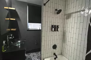 2112 S 3rd St, Philadelphia, PA 19148 - Photo 11