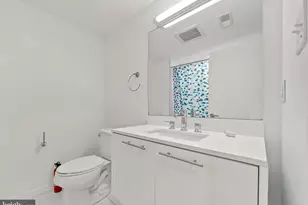 2538 W Girard Ave, Philadelphia, PA 19130 - Photo 15