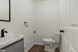 5411 Delancey St, Philadelphia, PA 19143 - Photo 15