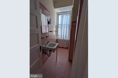 229 E Mount Pleasant Avenue, Philadelphia, PA 19119 - Photo 25