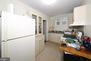 427 W Sedgwick St, Philadelphia, PA 19119 - Photo 9